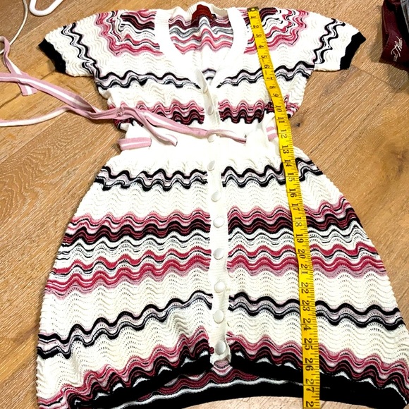 BEAUTIFUL MISSONI White pink and black dress with buttons Size 4 - Picture 8 of 9